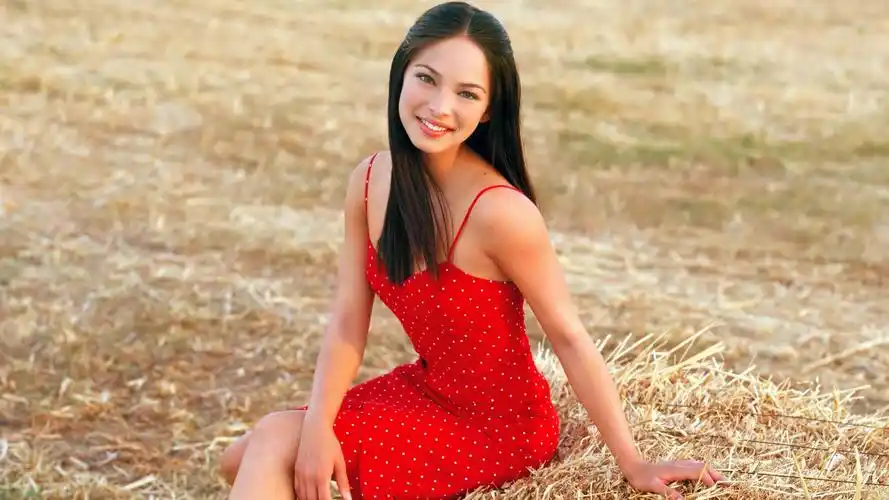 木瓜玩-黄果短剭古装短剧 凤归巢